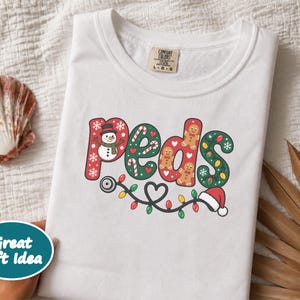 Camiseta navideña para enfermera pediátrica, regalo festivo para enfermera pediátrica, sudadera navideña para enfermera, top navideño para enfermera pediátrica imagen 12