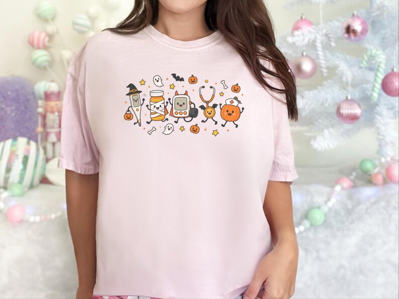 Maglietta da infermiera per Halloween, regalo spettrale per infermiera, maglietta medica per Halloween, maglietta da infermiera pediatrica, felpa per ospedale per Halloween immagine 7