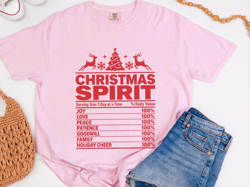 Camiseta com espírito natalino, camiseta com informações nutricionais para as festas de fim de ano, camiseta combinando para a família, camiseta divertida para festas de fim de ano, camiseta com espírito natalino imagem 5