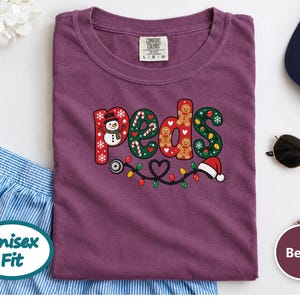 Camiseta navideña para enfermera pediátrica, regalo festivo para enfermera pediátrica, sudadera navideña para enfermera, top navideño para enfermera pediátrica imagen 10