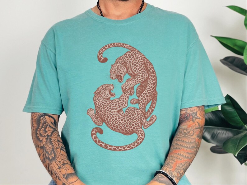 Comfort Colors Vintage Leopard Sweatshirt | Traditional Tattoo Flash Sweatshirt | Linocut Rainforest Wilderness T-Shirt, Retro Leopard Shirt image 5