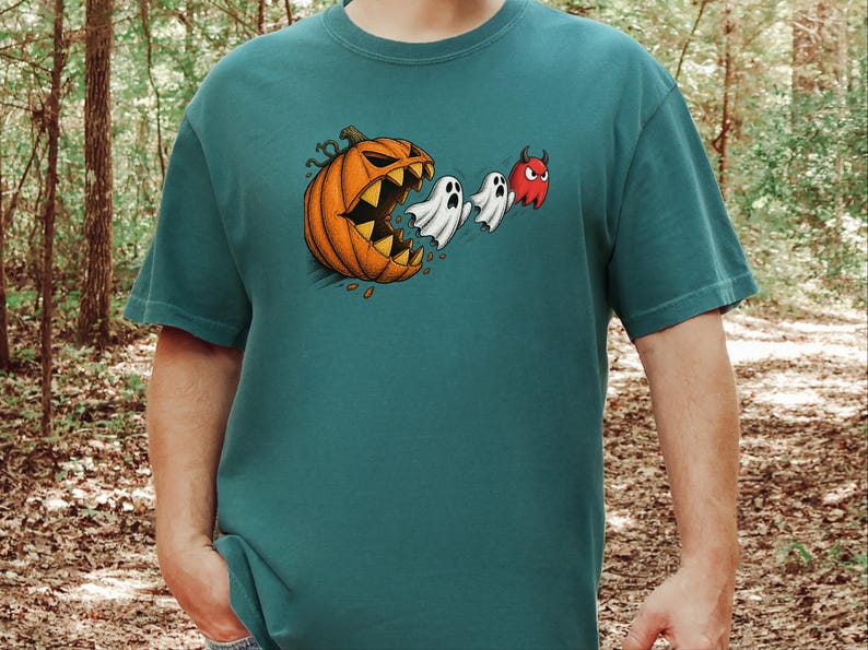 Camiseta de Pac-Man, regalo para gamers de Halloween, camiseta retro de arcade, camiseta de temporada espeluznante, camiseta de Pac-Man calabaza, top para fiesta de Halloween, regalo para gamers imagen 7