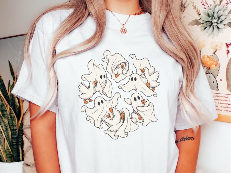 ゴーストグースシャツ、おもしろグースTシャツ、おもしろゴーストハロウィンTシャツ、不気味な季節のギフト、農場動物好きのためのトップス 画像 1