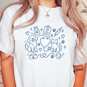 T-Shirt für Tierarzthelfer/innen, Geschenkidee für Tierärzte/innen, T-Shirt für Tiermedizinstudenten/innen, T-Shirt für Tierärzte/innen Bild 6