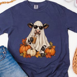 Camiseta de vaca fantasma, camiseta de café de Halloween, camiseta de café de otoño, sudadera con taza de café fantasma, conjunto de otoño con especias de calabaza. imagen 6
