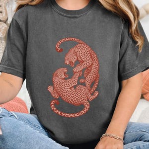 Comfort Colors Vintage Leopard Sweatshirt | Traditional Tattoo Flash Sweatshirt | Linocut Rainforest Wilderness T-Shirt, Retro Leopard Shirt image 3