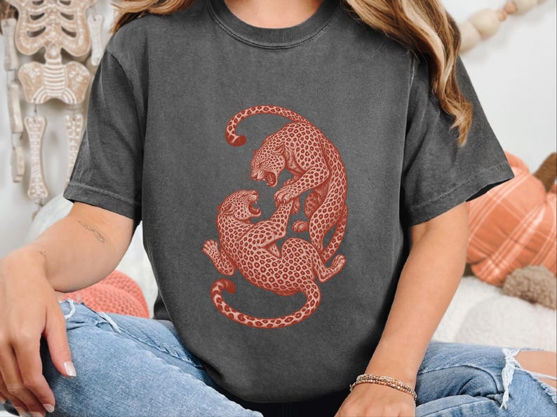 Comfort Colors Vintage Leopard Sweatshirt | Traditional Tattoo Flash Sweatshirt | Linocut Rainforest Wilderness T-Shirt, Retro Leopard Shirt image 3