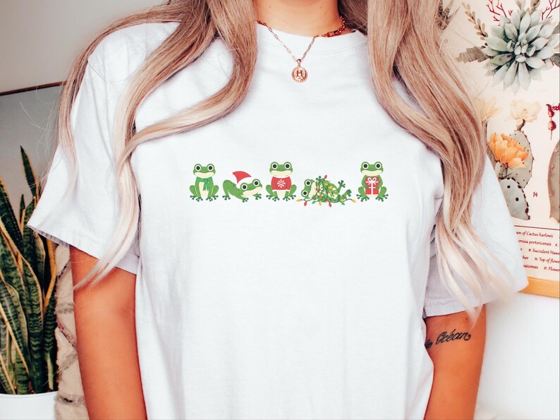 Christmas Frog Shirt, Frog Christmas Gift, Cute Frog Tee, Funny Christmas Shirt, Holiday Animal T Shirt image 7