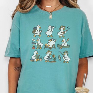 Regalo para amantes de los patos, camiseta para amantes del camping, regalo de senderismo para él, camiseta para amantes de la naturaleza, camiseta de pato adorable imagen 8