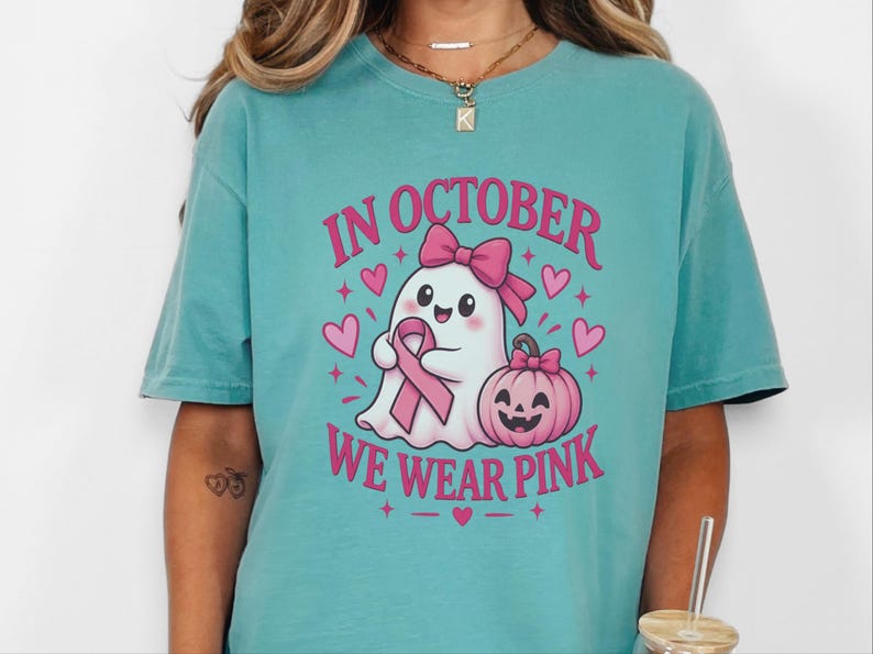 In oktober dragen we een roze spookshirt, een cadeau ter bevordering van bewustzijn over borstkanker, een roze Halloween-shirt met lint, een top voor kankeroverlevenden, een shirt voor het griezelige seizoen. afbeelding 4
