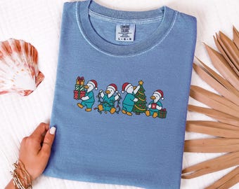 Christmas Scrub Top, Holiday Duck Shirt, Nurse Christmas Gift, Medical Staff Tee, Festive Doctor Sweater