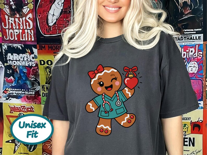 Christmas Nurse Shirt, Gingerbread Nurse Gift, Festive Nurse Sweatshirt, Holiday Medical Tee zdjęcie 8