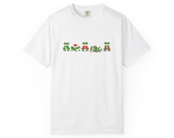 Christmas Frog Shirt, Frog Christmas Gift, Cute Frog Tee, Funny Christmas Shirt, Holiday Animal T Shirt