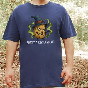 Aardappelshirt, grappig aardappelcadeau, tovenaars-T-shirt, weirdcore-shirt, magisch tovenaarsshirt, vervloekte aardappeltovenaar afbeelding 5