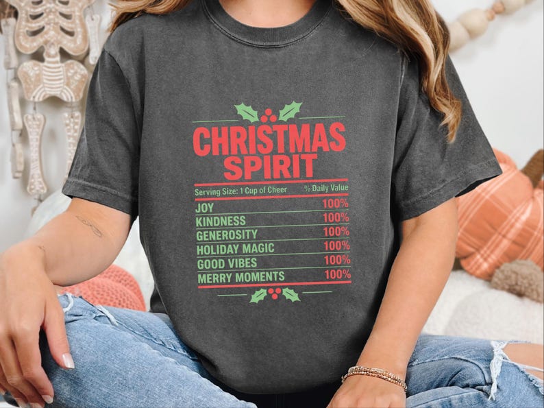 Christmas Spirit Shirt, Nutrition Facts Holiday Tee, Family Matching Christmas Party Shirt, Christmas Spirit Label Sweatshirt imagen 1