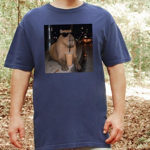 Cooles Capybara-Shirt, Geschenk für Eiskaffee-Liebhaber, Lustiges Tier-T-Shirt, Shirt für Kaffeesüchtige Bild 10