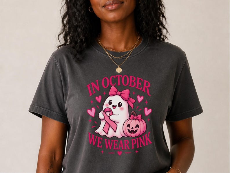 In oktober dragen we een roze spookshirt, een cadeau ter bevordering van bewustzijn over borstkanker, een roze Halloween-shirt met lint, een top voor kankeroverlevenden, een shirt voor het griezelige seizoen. afbeelding 6