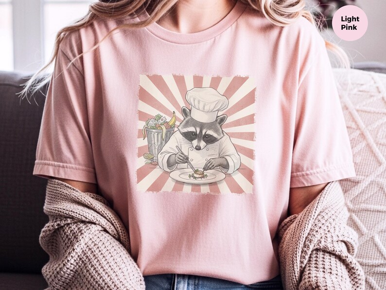 Funny Cooking Gift Tee, Culinary Humor Shirt, Raccoon Chef Shirt, Trash Panda Apparel, Cook Appreciation Gift afbeelding 5