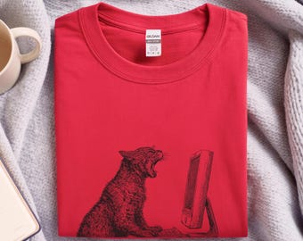 Sysadmin Humor Shirt | The Technicolor Scream Vintage Engraving Cat Vs Computer | Funny Programmer, IT Department Tee, Dark Humor Cat