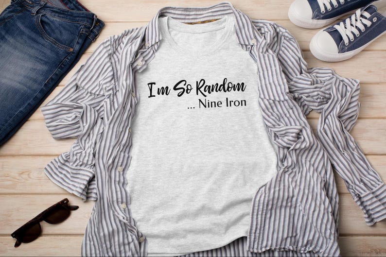 I and #39;m So Random Nine Iron Funny Golf Shirt for Golfers, Absurdist Humor Tee, Weird Golf Gag Gift for Him, Sarcastic Golfer and immagine 5