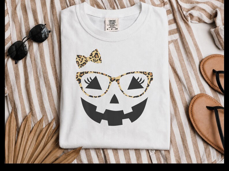 Comfort Colors Jack O Lantern Face Shirt, Womens Fall Halloween Party Tee, Cute Leopard Print Pumpkin Sweatshirt, Leopard Pumpkin image 4