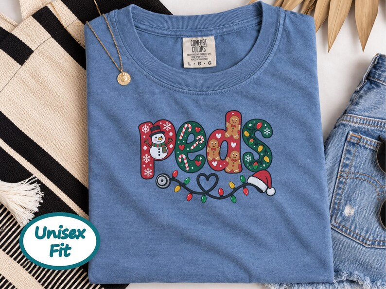 Camiseta navideña para enfermera pediátrica, regalo festivo para enfermera pediátrica, sudadera navideña para enfermera, top navideño para enfermera pediátrica imagen 13