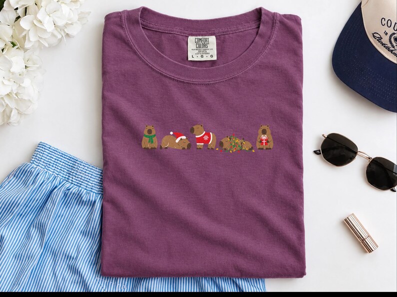 Weihnachtsshirt mit Wasserschweinmotiv, festliches Geschenk für Wasserschweinliebhaber, Tier-T-Shirt für Weihnachten, süßes Nager-Shirt für die Feiertage, Geschenk für Tierfreunde Bild 7