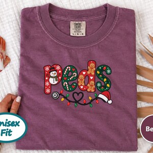 Camiseta navideña para enfermera pediátrica, regalo festivo para enfermera pediátrica, sudadera navideña para enfermera, top navideño para enfermera pediátrica imagen 4