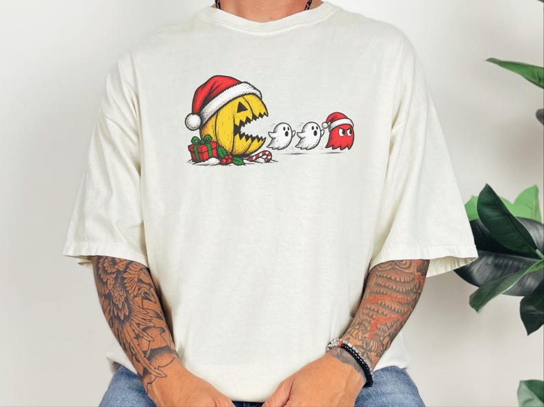 Camiseta Pac-Man, Presente de Natal para Gamers, Camiseta Retrô de Arcade, Camiseta de Jogos para as Festas, Camiseta Divertida para Gamers, Presente de Natal Pac-Man imagem 10