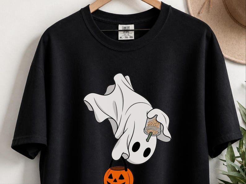 Camiseta de fantasmas para café, camiseta de fantasmas "Boo", camiseta de café de Halloween, camiseta de fantasmas adorable, camiseta de temporada espeluznante, camiseta de café de otoño, regalo para amantes del café imagen 8