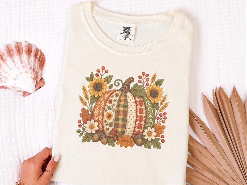 Floral Pumpkin Shirt, Vintage Patchwork Fall Tee, Cottagecore Thanksgiving Outfit, Quilted Pumpkin Autumn Garden Gift image 7
