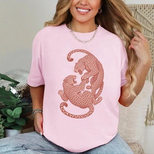 Comfort Colors Vintage Leopard Sweatshirt | Traditional Tattoo Flash Sweatshirt | Linocut Rainforest Wilderness T-Shirt, Retro Leopard Shirt image 10