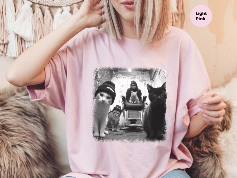 Gangster-Katzen-Shirt, stylisches Streetwear-Motiv für Katzenfans, lustiges T-Shirt mit Tierhumor, einzigartiges Geschenk für Tierbesitzer Bild 1