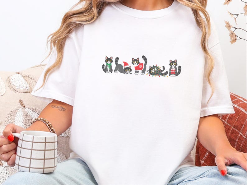 ホリデーキャットシャツ、タキシード猫好きへのギフト、クリスマスキティTシャツ、おもしろいお祝い猫スウェットシャツ、白黒猫オーナーシャツ 画像 10