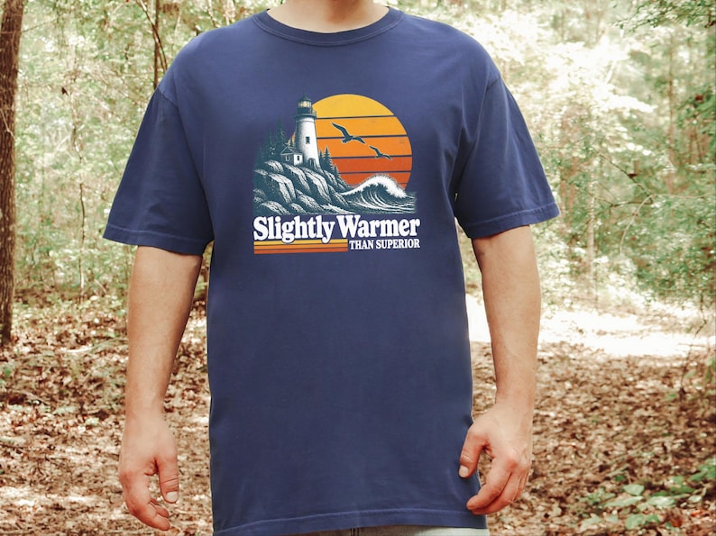 Lake Superior Shirt, Funny Lake Superior Gift, Lighthouse Tee, Retro Lake Vacation Shirt, Great Lakes Souvenir afbeelding 1