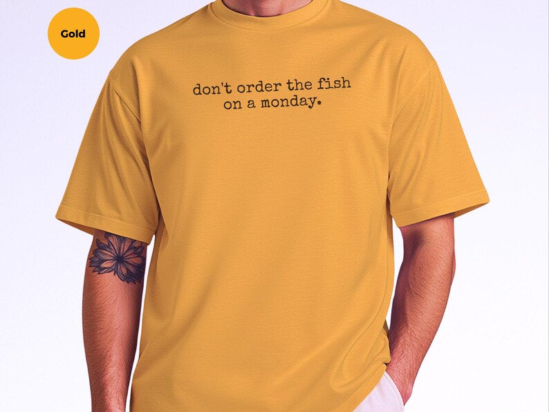 Divertente maglietta da chef, Non ordinare il pesce di lunedì, Maglietta umoristica da chef per la cucina, Regalo per chi lavora nella ristorazione, Abbigliamento per il settore alimentare, Personale di cucina immagine 8
