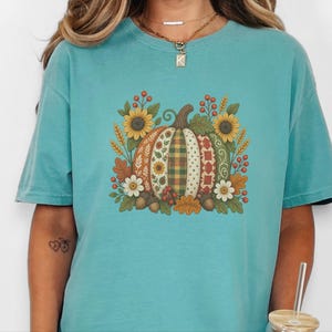 Floral Pumpkin Shirt, Vintage Patchwork Fall Tee, Cottagecore Thanksgiving Outfit, Quilted Pumpkin Autumn Garden Gift image 10