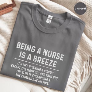 T-shirt humoristique sur le thème des infirmières, « Être infirmière, c'est facile », T-shirt drôle pour infirmières sarcastiques, Humour hospitalier, T-shirt « Pas mon singe », Anniversaire médical image 12