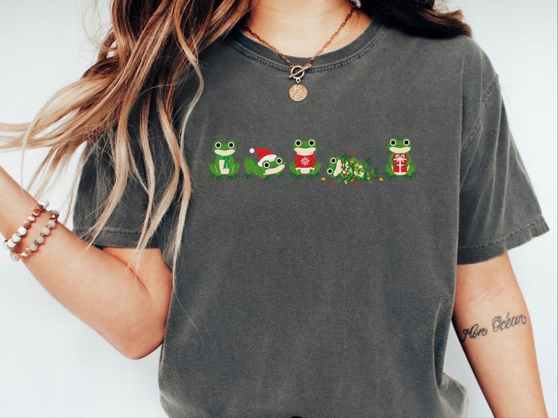 Christmas Frog Shirt, Frog Christmas Gift, Cute Frog Tee, Funny Christmas Shirt, Holiday Animal T Shirt image 4