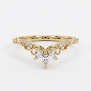 Aliança de casamento vintage com tiara de folhas | Anel curvo com moissanita lapidada em marquise | Aliança em ouro 14K com design em V e padrão chevron | Aliança para usar em conjunto com outros anéis de noivado