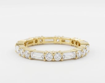 Anello dell'eternità in oro 14 carati con diamanti • Anello nuziale taglio rotondo e baguette • Anello di anniversario di lusso per donna • Anello nuziale impilabile