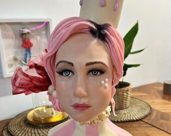 Sugar Model Bust - Personalised Sugar Art