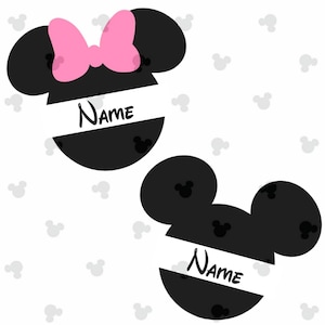 Könnte beinhalten: Zwei schwarze und weiße Mickey-Maus-Kopf-Silhouetten mit einer rosa Schleife auf einer. Die Silhouetten haben einen weißen Raum in der Mitte mit dem Wort "NAME" in Schwarz geschrieben.