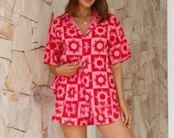 Two-Piece Set with Loose Fit Shorts And Half Sleeved Button Up Shirt, Loose Fit Summer Costume, Casual Summer Outfit