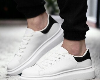 Echt lederen vrijetijdsschoenen | Vintage sneakers met hoge zool | Platformschoenen voor heren en dames | Zwart/witte Mcqueen