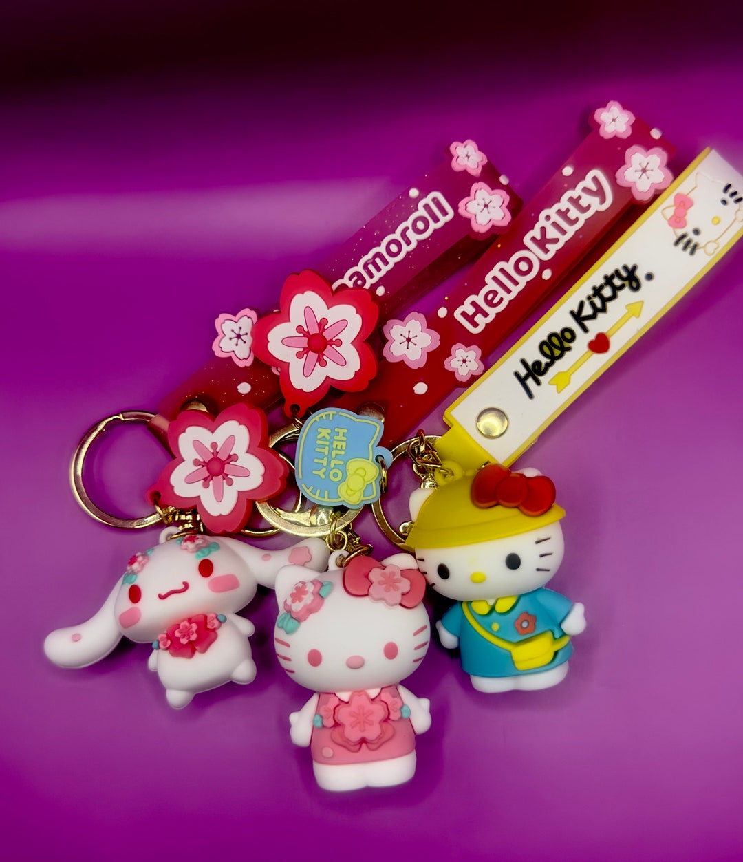 Sanrio Keychain Hello Kitty Plush Keychain - Kawaii Beaded Wrist