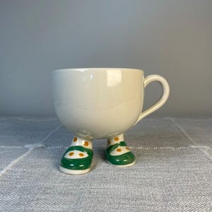 ＊Carlton ware walking Plate＊ Carltonware, Walking Teapot, Hand Painted, Carlton Ware
