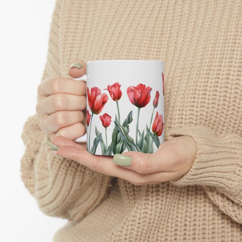 Red Tulip Ceramic Mug, 11oz zdjęcie 1