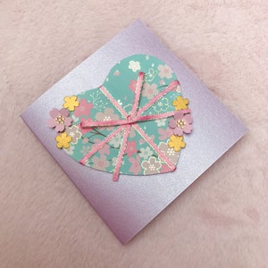Carte de voeux de luxe faite main de fleurs de cerisier sakura lilas x menthe