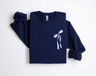 Preppy Blue Bow Sweatshirt Coquette Style Crewneck Blue Ribbon Sweatshirts for Women Pullover Bows Gift For Her Women&#39;s Sweatshirt